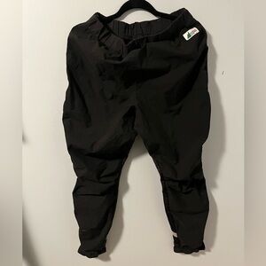 MEC Black Windbreaker Pants - Vintage